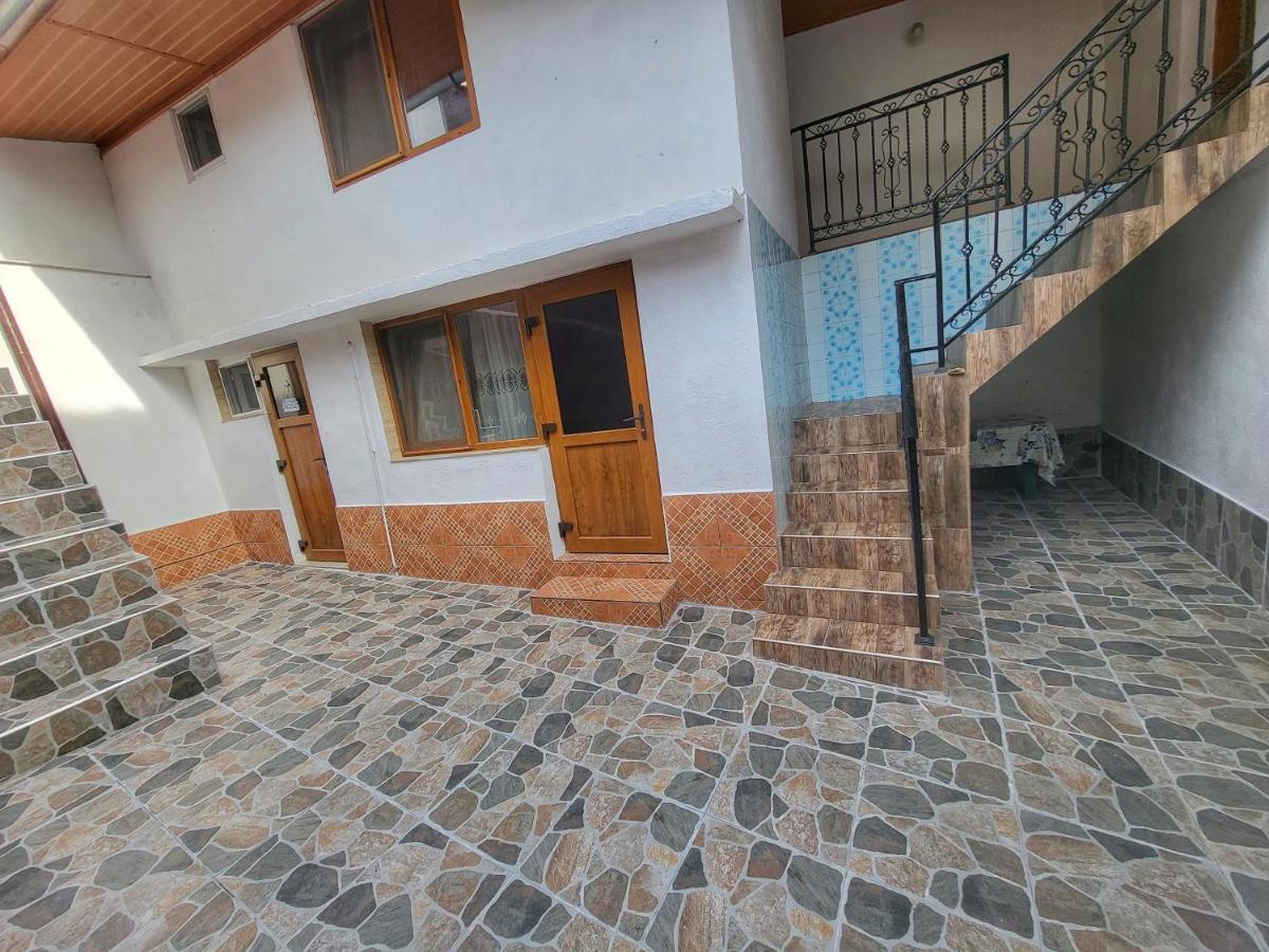 Casa De Vacanta Danube Moldova Noua Экстерьер фото