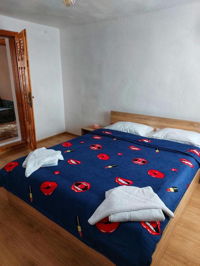 Casa De Vacanta Danube Moldova Noua Экстерьер фото